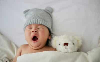 baby's gray knit hat